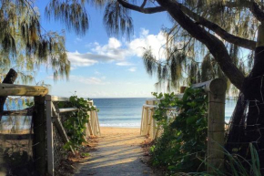 20 Steps to the Sand!, Mooloolaba